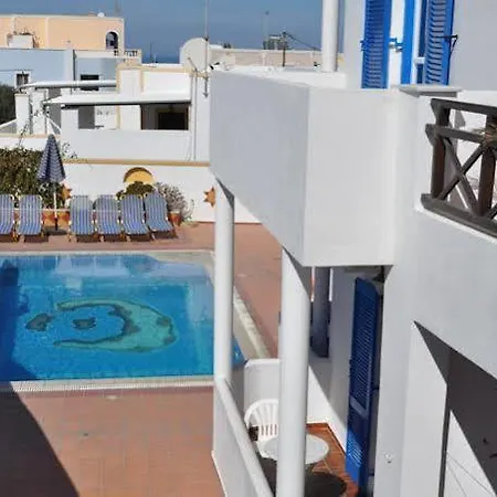 Cyclades Blue Ξενοδοχείο με διαμερίσματα 3*