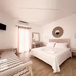 Cyclades Blue Apartmanhotel 4*