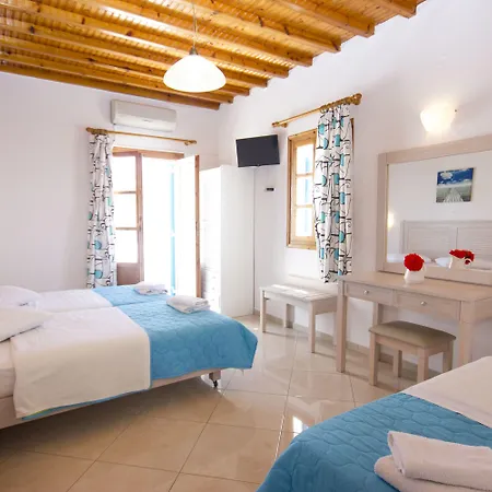 Cyclades Blue Aparthotel 3*