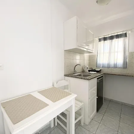 Cyclades Blue Орнос