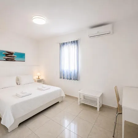 Cyclades Blue Aparthotel 3*