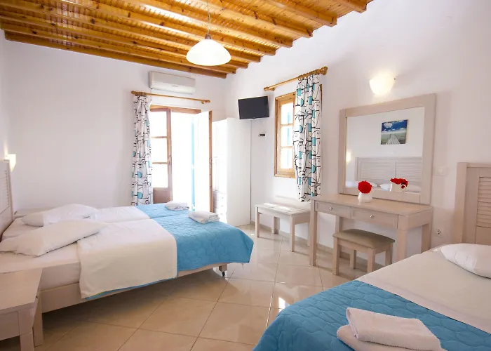 Cyclades Blue Apartmanhotel 4*